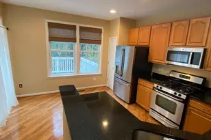 9656 Potters Hill Cir, Lorton, VA 22079 - Photo 6