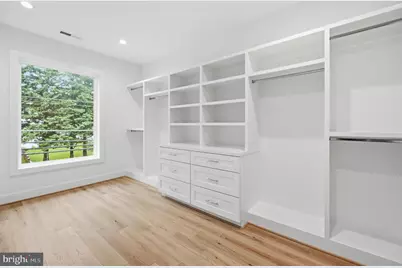 449 Lawyers Road NW, Vienna, VA 22180 - Photo 58