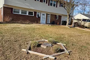 5350 Ravensworth Rd, Springfield, VA 22151 - Photo 1