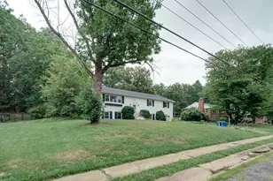 4837 Randolph Dr, Annandale, VA 22003 - Photo 4