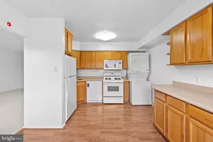 6284 Rose Hill Dr, Alexandria, VA 22310 - Photo 6