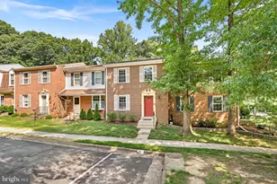 8942 Astongale Ct, Springfield, VA 22152 - Photo 4