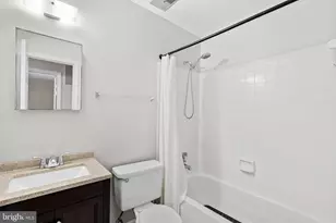 8942 Astongale Ct, Springfield, VA 22152 - Photo 24