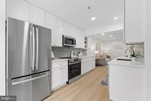7607 Lee Landing Dr, Falls Church, VA 22043 - Photo 6