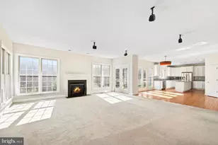 11638 Forest Hill Ct, Fairfax, VA 22030 - Photo 12