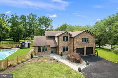 353 Gallop Wood Place, Great Falls, VA 22066 - Photo 4