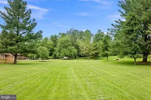 353 Gallop Wood Pl, Great Falls, VA 22066 - Photo 120