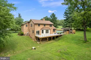 353 Gallop Wood Pl, Great Falls, VA 22066 - Photo 112