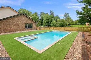 353 Gallop Wood Pl, Great Falls, VA 22066 - Photo 104