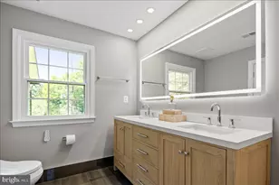 353 Gallop Wood Pl, Great Falls, VA 22066 - Photo 58