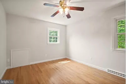 8104 Chivalry Road, Annandale, VA 22003 - Photo 38