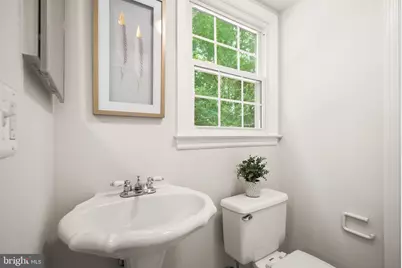 8104 Chivalry Road, Annandale, VA 22003 - Photo 26
