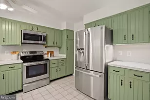 8104 Chivalry Rd, Annandale, VA 22003 - Photo 20
