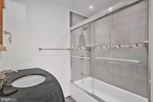 4151 Hamlin Ct, Chantilly, VA 20151 - Photo 32