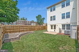 4151 Hamlin Ct, Chantilly, VA 20151 - Photo 4