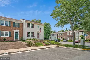 4151 Hamlin Ct, Chantilly, VA 20151 - Photo 2