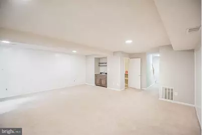 6611 Rosecroft Place, Falls Church, VA 22043 - Photo 30