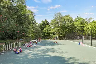 8340 Greensboro Dr, McLean, VA 22102 - Photo 42