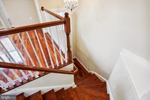 8062 Criaza Branch Ct, Vienna, VA 22182 - Photo 2