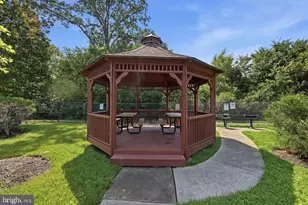 2489 Quick St, Herndon, VA 20171 - Photo 30