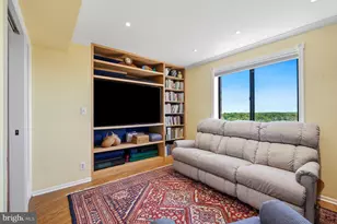 5904 Mt Eagle Dr, Alexandria, VA 22303 - Photo 16