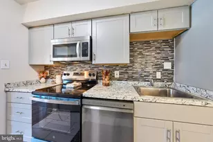 3815 Burlingame Pl, Alexandria, VA 22309 - Photo 4