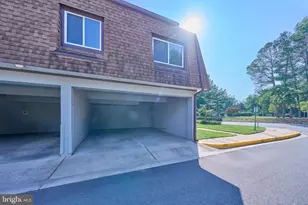 3815 Burlingame Pl, Alexandria, VA 22309 - Photo 14
