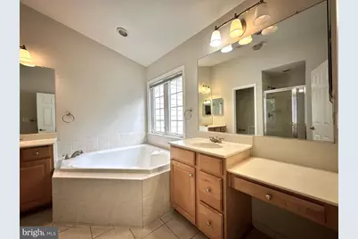 13052 Greg Roy Lane, Herndon, VA 20171 - Photo 42
