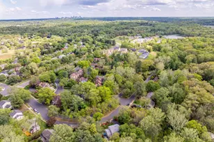 10812 Hunt Club Rd, Reston, VA 20190 - Photo 24