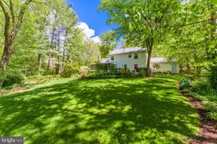 10812 Hunt Club Rd, Reston, VA 20190 - Photo 20