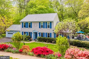 10812 Hunt Club Rd, Reston, VA 20190 - Photo 6