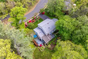 10812 Hunt Club Rd, Reston, VA 20190 - Photo 8