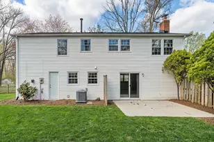 13143 Melville Ln, Fairfax, VA 22033 - Photo 34