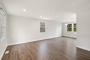 13143 Melville Ln, Fairfax, VA 22033 - Photo 8