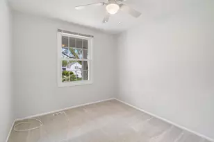 13143 Melville Ln, Fairfax, VA 22033 - Photo 18