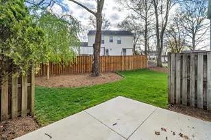 13143 Melville Ln, Fairfax, VA 22033 - Photo 32