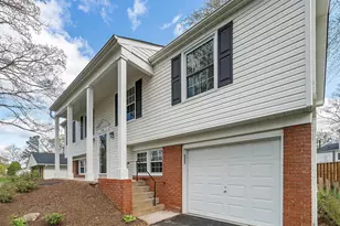 13143 Melville Ln, Fairfax, VA 22033 - Photo 6