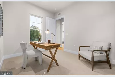 7505 Magarity Road, Falls Church, VA 22043 - Photo 20