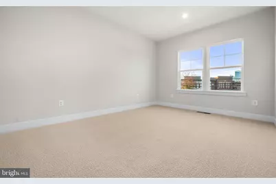 7505 Magarity Road, Falls Church, VA 22043 - Photo 42