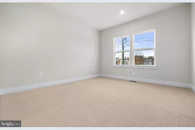 7505 Magarity Road, Falls Church, VA 22043 - Photo 38