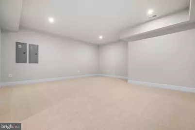 7505 Magarity Road, Falls Church, VA 22043 - Photo 58