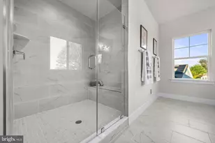 7505 Magarity Rd, Falls Church, VA 22043 - Photo 34