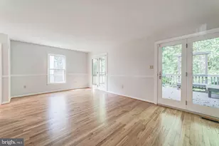 7208 Burton Hill Ct, Springfield, VA 22152 - Photo 4