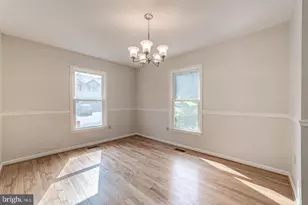 7208 Burton Hill Ct, Springfield, VA 22152 - Photo 12