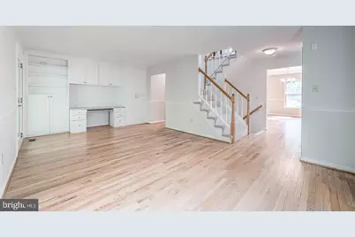7208 Burton Hill Court, Springfield, VA 22152 - Photo 2