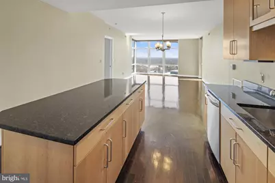 8220 Crestwood Drive #1215, McLean, VA 22102 - Photo 8