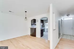 9977 Capperton Dr, Oakton, VA 22124 - Photo 6