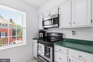 3050 Federal Hill Dr, Falls Church, VA 22044 - Photo 12