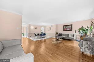 3050 Federal Hill Dr, Falls Church, VA 22044 - Photo 8