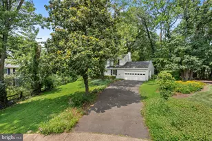 2284 Dosinia Ct, Reston, VA 20191 - Photo 4